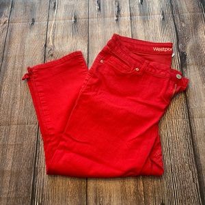 Red Capris